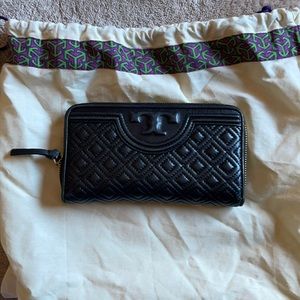 Tory Burch Fleming Wallet